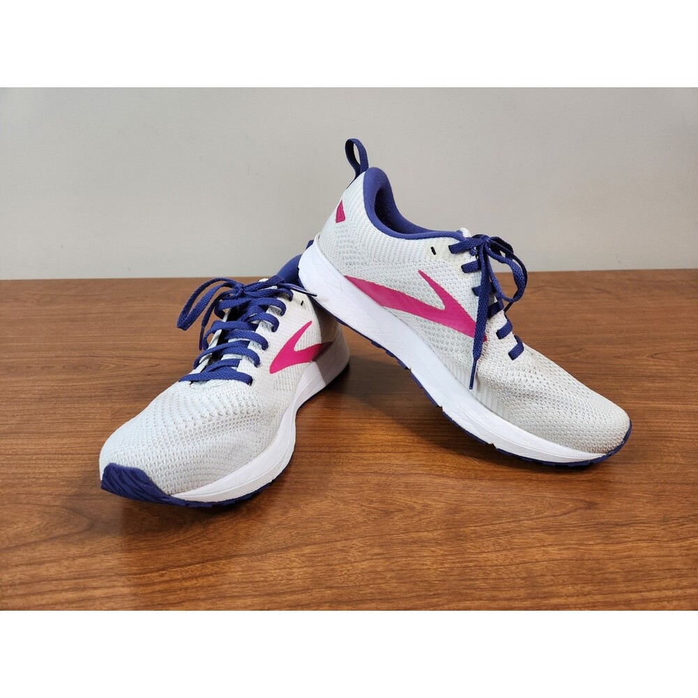 Brooks Womens White Pink Blue Revel 5 Mesh Athletic Running Sneakers Size 9